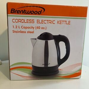 New Brentwood KT1770 1.2 L ( 40oz ) Cordless Electric Kettle